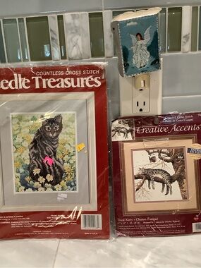 Dimensions Creative Accents Tired Kitty